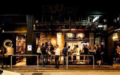 Scarlett Cafe & Wine Bar