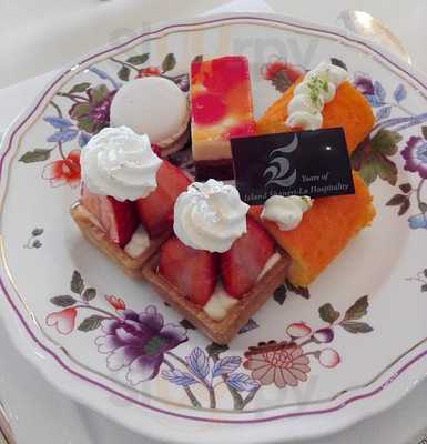 Lobby Lounge, Island Shangri-la Hotel