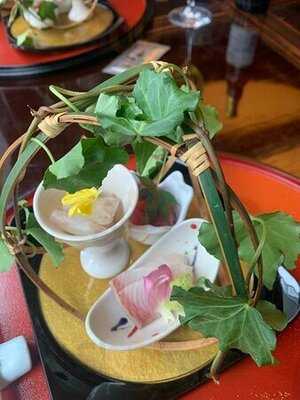 灘萬日本料理 - 港島香格里拉大酒店