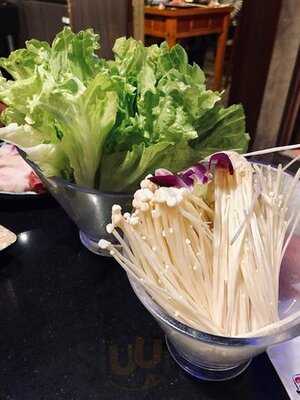 養心殿台式養生鍋 (新興大廈)