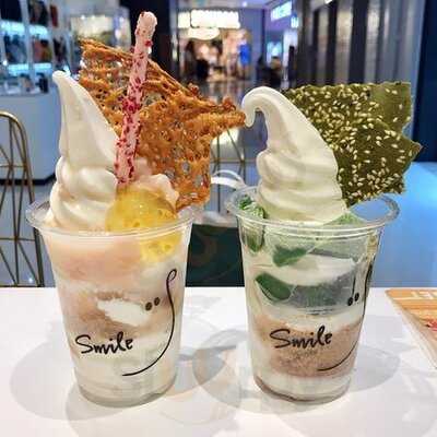 Smile Yoghurt & Dessert Bar