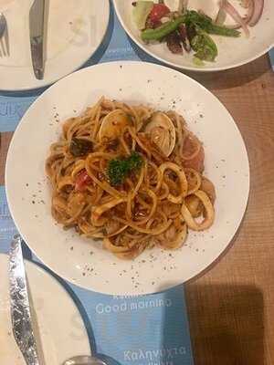 Santorini Greek Restaurant