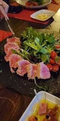 Giàbar Bistro Food & Wine Store