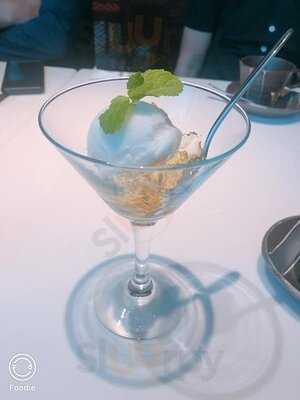 Giàbar Bistro Food & Wine Store