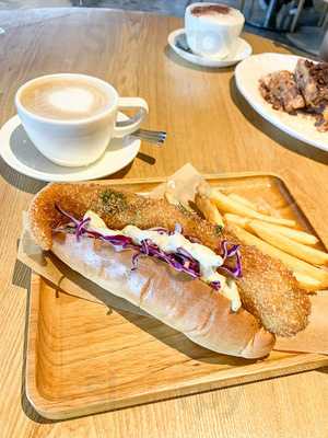 Deli And Wine (香港文化中心)