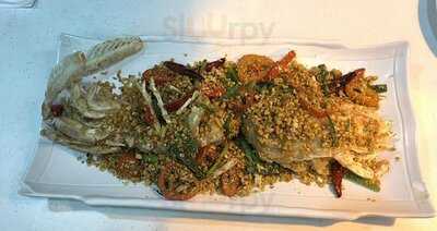 九龍尖沙咀彌敦道83-97號華源大廈閣樓6b, 7b 及12b 號鋪