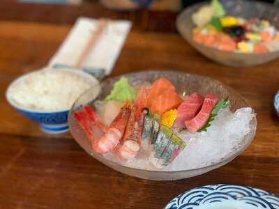 Shoku Bar & Restaurant