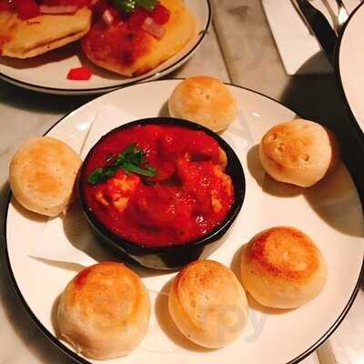 Pizza Express Apm Millenium City 5