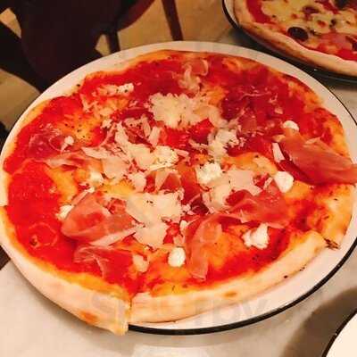 Pizza Express Apm Millenium City 5