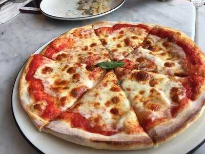 Pizza Express Apm Millenium City 5