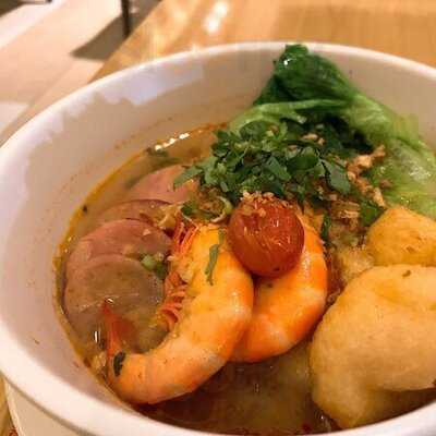 The Place （香港康得思酒店）