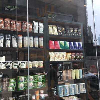 星巴克(宜必思店)