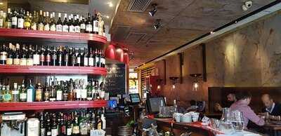 Divino Wine Bar & Restaurant