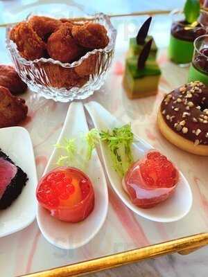 Uptop Bistro And Bar