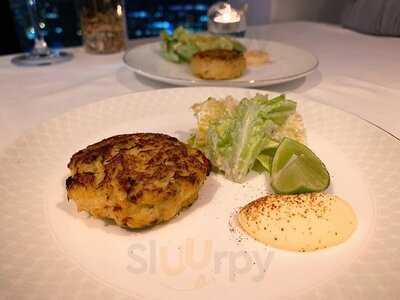 Uptop Bistro And Bar