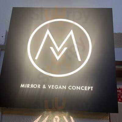 Mirror & Vegan Concept