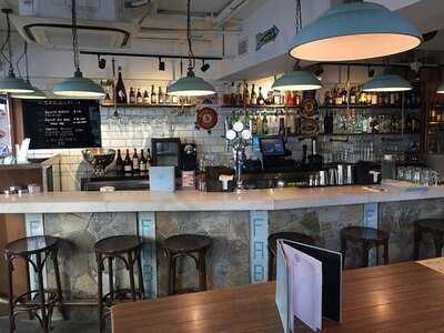 F.a.b (french American Bistro)