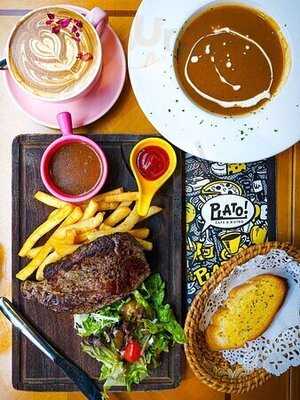 Plato Cafe & Bistro