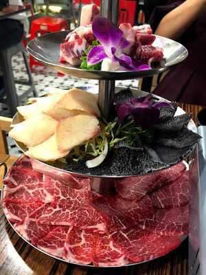 尚上下夏 - 養生雞煲火鍋 