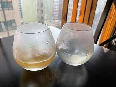 Mokumoku Yakiton (the Lamma Tower)