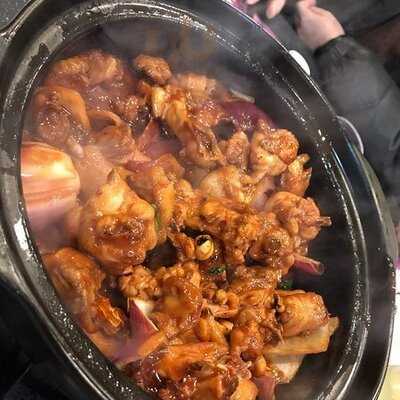 一品雞煲火鍋 (荃灣店)