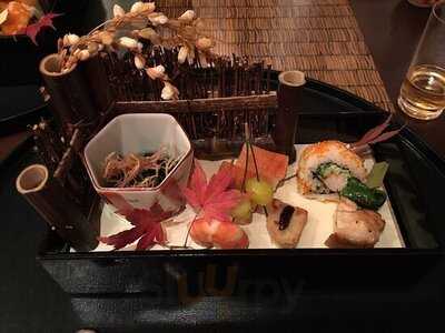 灘萬日本料理餐廳(九龍店)