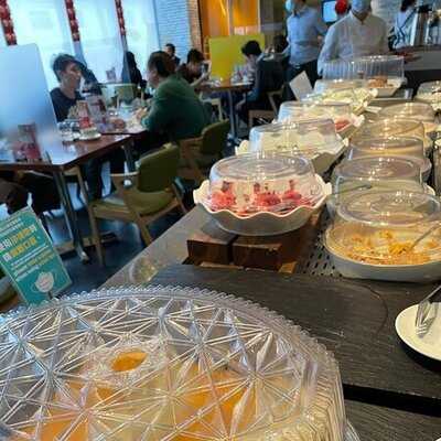 Table 18 Dining Cafe & Bar