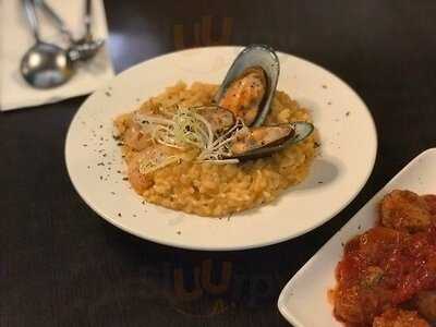 Cafe Paradise (太子)