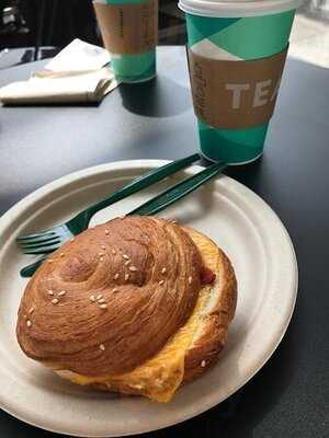 星巴克(香港國際機場到達大廳店)