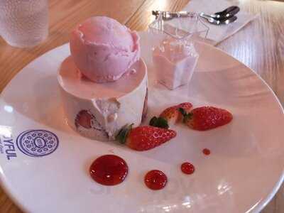 Joyful Dessert House