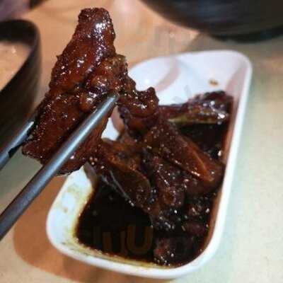 生記鮮魚湯米線