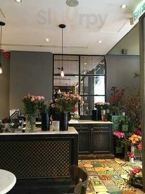 Agnes B. Cafe L.p.g. - Gough Street