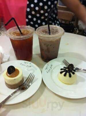 Agnes B. Cafe L.p.g. - Gough Street