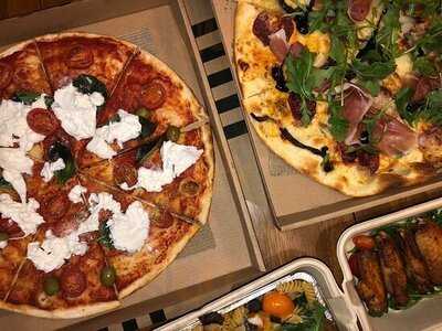 Pizza Express (威利大廈)