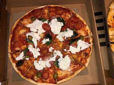 Pizza Express (威利大廈)