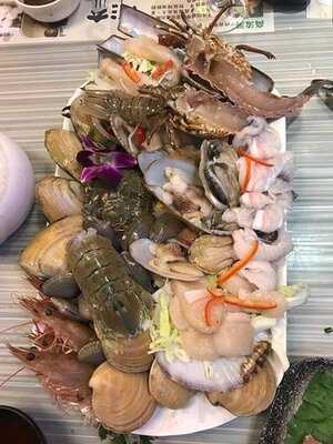高流灣海鮮火鍋酒家