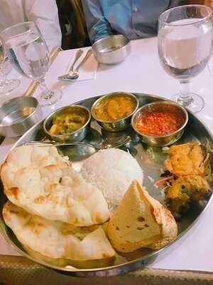 羅勒印度餐廳(海光苑店)