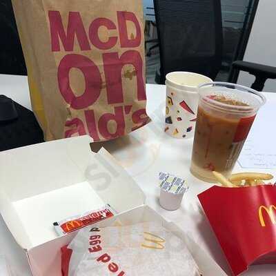 麥當勞赤柱廣場店