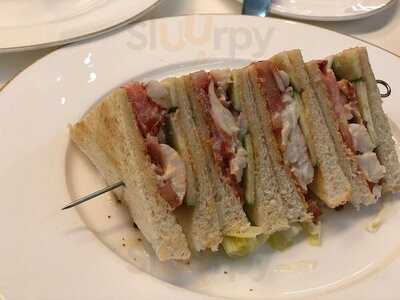 Cova Caffe (海洋中心)