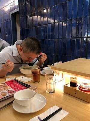 翡翠拉麵小籠包