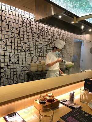 翡翠拉麵小籠包