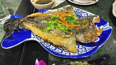 忠誠茶座泰國菜