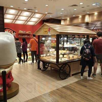 糧友パン工房 (moko)