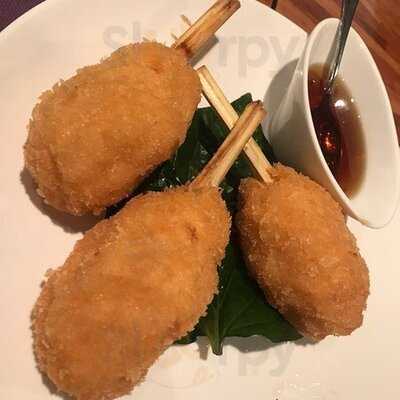 Nahm Vietnamese & Thai