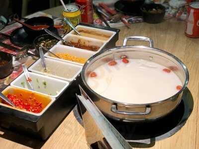 大鍋口海鮮火鍋店 (荃灣)