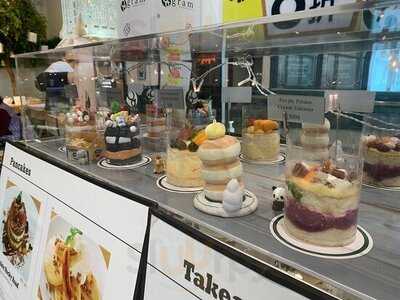 Gram Cafe & Pancakes