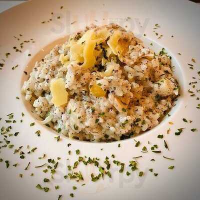 第三站 (金雞廣場)