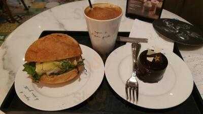 Agnes B. Le Pain Cafe(新城巿廣場店)