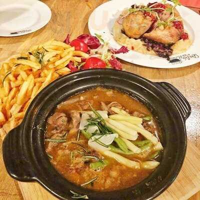 Les Fils à Maman Hong Kong