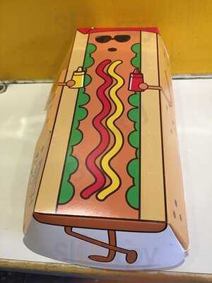 Iconic H 特色熱狗店